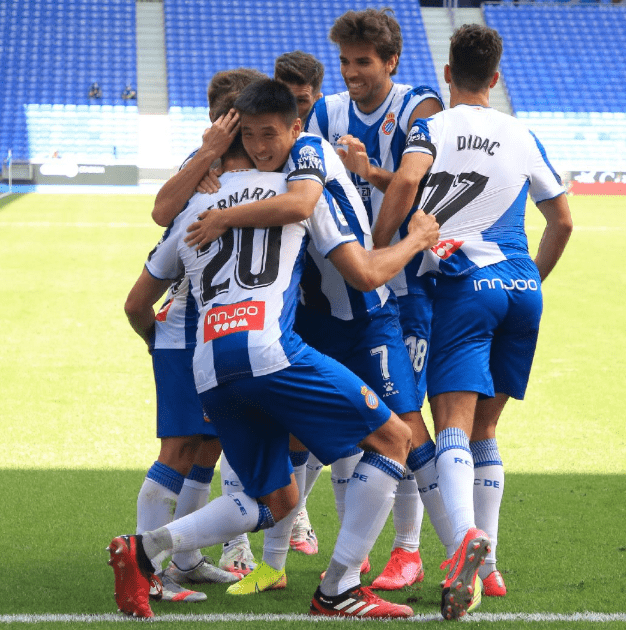 包含夏洛特黄蜂赛后更衣室发声，志在西甲名次提升，底气十足，球队文化再被提及的词条江南体育