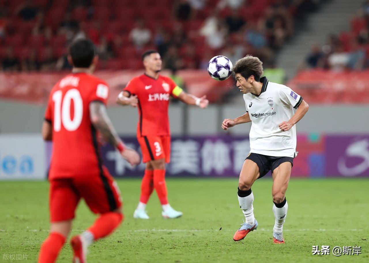 关于那不勒斯迎亚冠关键赛；窗口期防线松动；震撼外界；年轻球员得到机会的信息