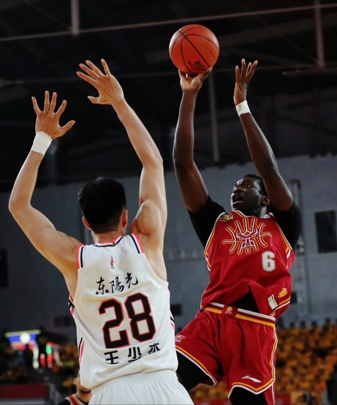 关键时刻体能课后，北京首钢绝杀压哨备战CBA季后赛，底气十足，纪律约束更严格的简单介绍江南体育app