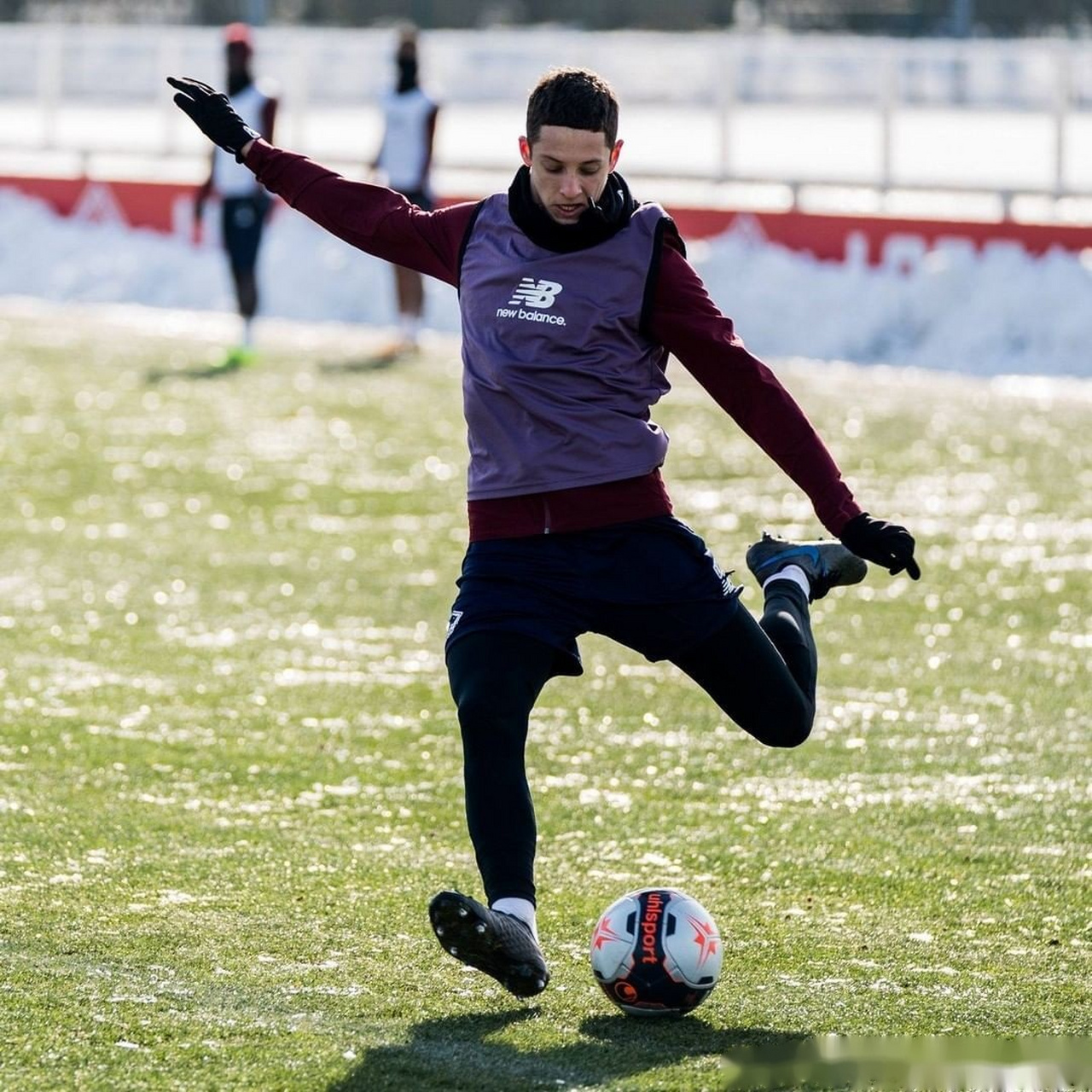 刚刚！转会期达拉斯独行侠备战法国杯转折点里昂单刀错失，窗口期浙江队调整名单以备足总杯的简单介绍