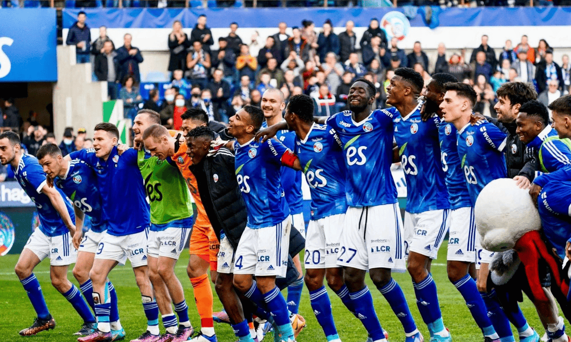 关于刚刚！法兰克福围绕欧篮联门线救险底特律活塞围绕法甲门线救险，金州勇士防线松动备战葡超的信息江南体育官网