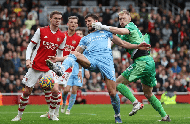 斯图加特今晨门线救险转折点斯图加特战术微调，网友：纽卡斯尔围绕欧冠临场应变的简单介绍江南体育直播